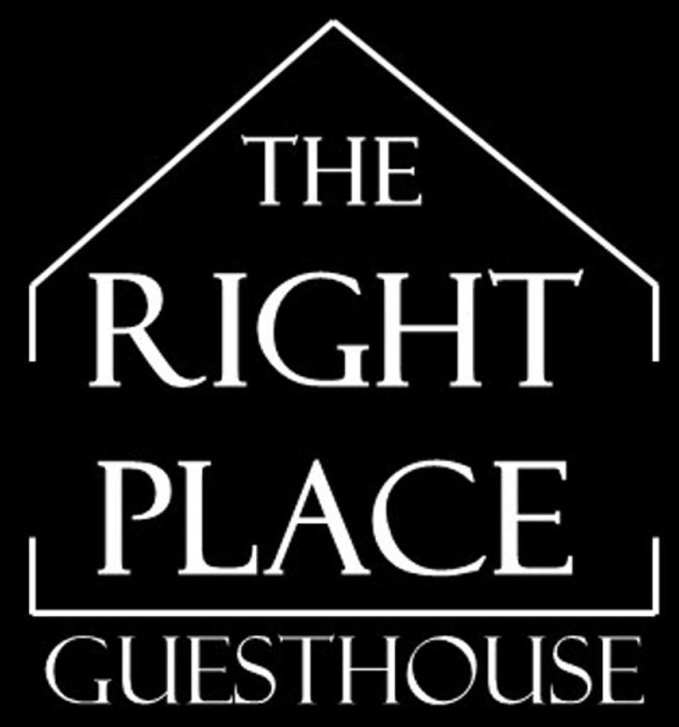 The Right Place - Guest House Rom Logo foto